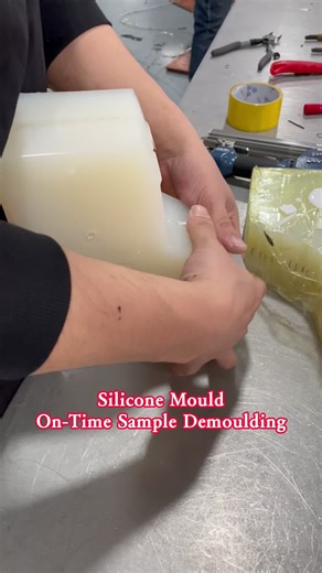Efficient Silicone Molding Replication Process