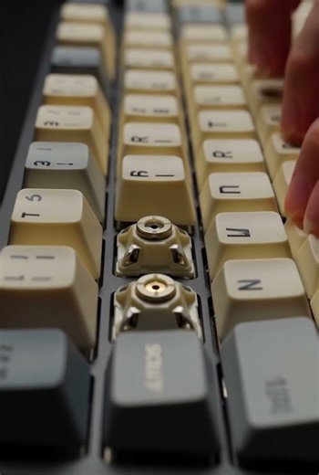 Deep Thock Keyboard Typing