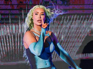 Iggy Azalea Asked To Choose Between Nicki Minaj & Cardi B On "WWHL"
