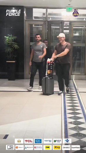 Excitement soars as our Head Coach Shane Watson arrives for #HBLPSL9 🙌🤩 Brace for a season of tactical brilliance and unstoppable spirit!⚡🔥 #PurpleForce #ShaanePakistan | Quetta Gladiators