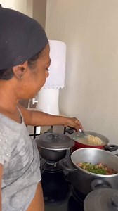 644K views · 10K reactions | . . . . #meme #engraçado #pegadinha #humor #comedia #rotina #diaadia #dielalis #familia #lar #familiar #amizade #amigas #saudeebemestar #prince #dance #sansung #tdb #Deus | DiAlvesoficial | Facebook