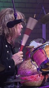 Ladies and Gentlemen – a genius, a great friend, and what a British gentleman – Sir John Helliwell, founding member of Supertramp! An iconic legend who is not only a great player. Congratulations on your speical birthday! #johnhelliwell #supertramp #mandokisoulmates #music #legend #rock #lesliemandoki #breakfastinamerica | Mandoki Soulmates