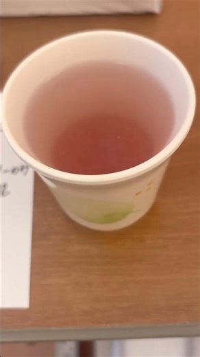 扁桃腺の摘出手術が、本日終わったわ👄術後に黒い液体を大量に吐いたわ🙀血って、時間が経つと、真っ黒くなるのね！その色に、いちばんびっくりしたわよ🖤
