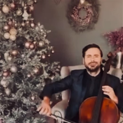 Christmas Music: Hauser's Last Christmas Cello Performance