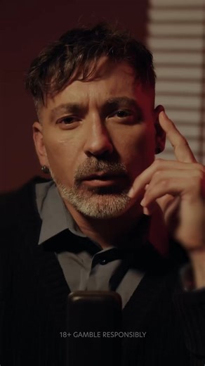 🔥 Los clásicos favoritos de Pocho Hay partidos que se juegan distinto. Más pasión, más historia, más intensidad. En este video te cuento cuáles son los clásicos que más disfruto mirar… ¿Y vos? ¿Cuáles no te perdés nunca? 👀 No los mires solamente — vivilos conmigo en 1RedBet 🔥 #Clásicos #Pasión #Fútbol #1RedBet | Ezequiel Lavezzi