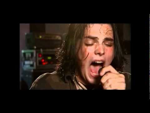 My Chemical Romance - I'm Not Okay (Live at Launch)