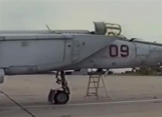 #avaition #f15 #mig25