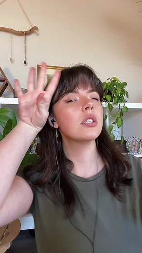 Captivating ASMR Photoshoot Session