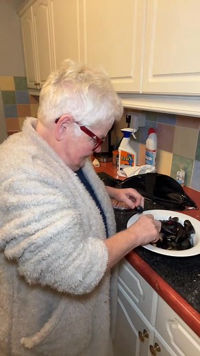 1.5K views · 14 reactions | Let’s eat mussels and prawns #mussels #prawns | Nanna Love | Facebook