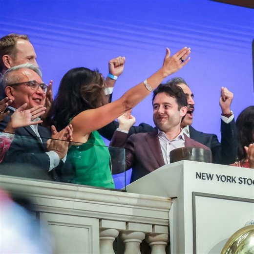 Figma风光上市，惊人涨幅下仍藏30亿美元“未竟之财”