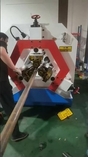 Machining Rectangular Thread on Triaxial Thread Rolling Machine