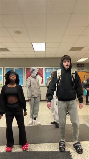 go get the money go get the money go 🔥 | push it dance #dancetrend2026 #dance #newdance #easydance #school