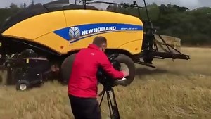 🎶 When a Fiatagri roars, it's like music to a farmer's ears! 🚜🎵 #FiatagriBeats #FarmSymphony #TractorTunes @tractorextreme | Fiatagri