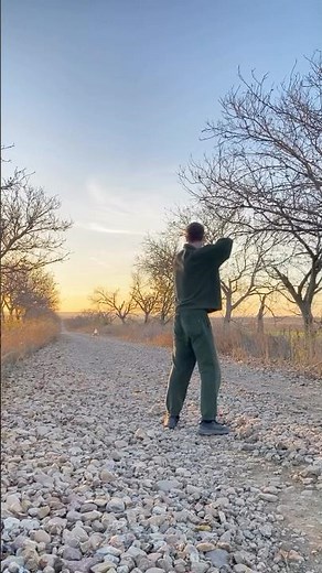 Greek slinging technique