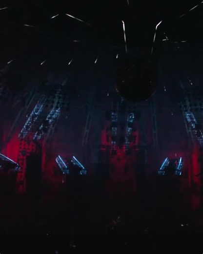 We couldn't be more ready for AWAKENINGS | CARL COX PRESENTS AWESOME SOUNDWAVE (BY DAY)! Join An On Bast, Carl Cox, Christopher Coe, Honeysmack, KINK, Marc Romboy and Reinier Zonneveld at the Ziggo Dome 💯 Tickets: https://awak.enin.gs/3JEpFJW | Awakenings