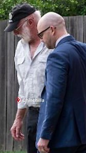 Queensland’s police stations have been inundated with touching tributes to Constables Matthew Arnold and Rachel McCrow as florists order in extra stock to keep up with demand and communities unite in grief. 🕊️💐 🔗 See the photos: https://bit.ly/3BADrux | The Observer