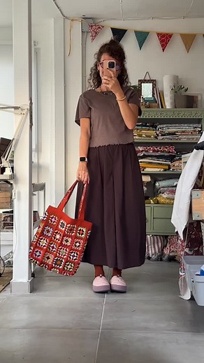 Seda Kaya | I made the perfect Autumn Tote bag 🍂 pre-orders are now open just message me if you’d love to have one or visit my etsy shop💕 | Instagram