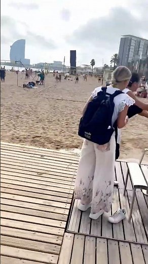 Barcelona beach walk tour