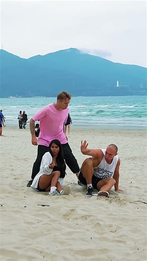 Advanced Way to Pick Up a Girl Like a Boss😘 #kiryakolesnikov #prank #comedy #funny #parkour