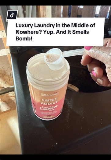 Laundry Day Off-Grid: Smellin’ Good in the Desert!