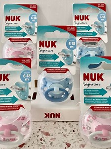 NUK Soft Silicone Pacifier Design ตัวเลือกพักผ่อนสำหรับเด็กอายุ 0-6-18 เดือน รูปทรงหัวเข็มขัดแบบกว้าง จุดขายพิเศษสำหรับเด็ก เครื่องมือสระน้ำเด็ก | Lazada.co.th