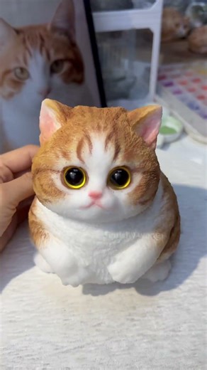 Come, hug the little orange cat.#squishy #cat #handmade #diy #custom