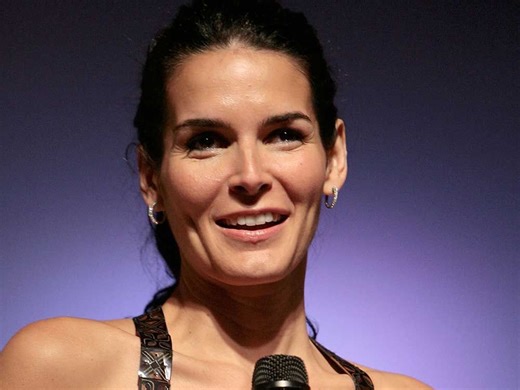 Angie Harmon says driver delivering groceries shot and killed her dog
