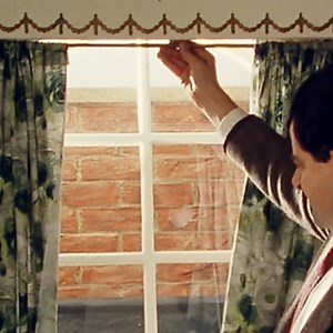 It's Christmas Day... and Mr Bean's jumping for joy! 🥳 | Mr Bean