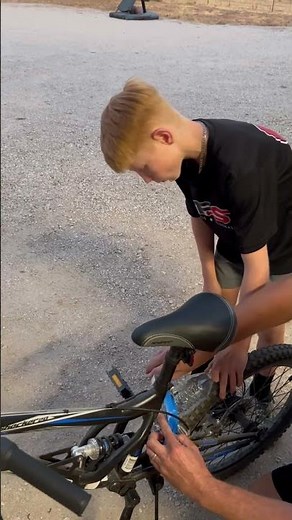 TUTORIAL- How to make your bicycle sound like a dirt bike! #mountainbike #dirtbikesounds #tutorial