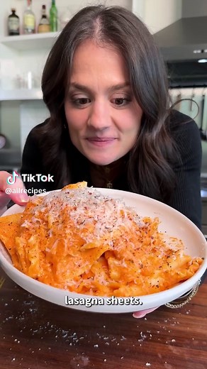 Cheesy Lasagna Sheets: Easy Recipe for 2025!