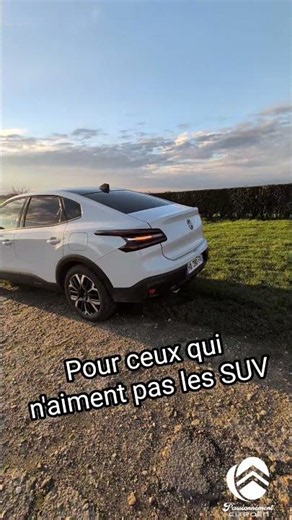 Marre des SUV ? Découvrez la Citroën C4 X Hybrid 145 ! #citroen
