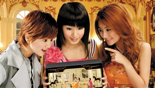 S.H.E出道23周年，重温她们首轮巡演「奇幻乐园」幕后花絮！