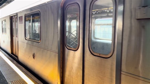 IRT Jerome Avenue Line: R142A Train to Woodlawn