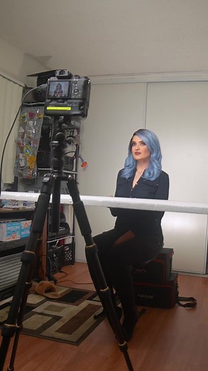 Timelapse Selfie Shoot for a New Profile Pic with Valentina Vee