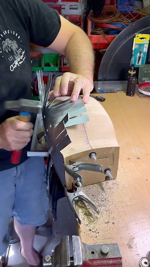 Laurent PIERSON - l’Atelier on Instagram: "Bugatti Atlantic 57sc 1/8 Fabrication des gabarits de carrosserie. #psmscalemodels @piersonscalemodels @laurentpierson_official _____________________________ #craftmanship #classiccars #creative #artcollector #metalshaping #coachworks #creativeart #woodworking #woodsculpture #carswithoutlimits #luxurycars #bugattitype57 #metalworking #customcars #realism #bugatti #brasswork #custommade #luxury #scalemodels #customized #handcraftedexcellence #18scale #sc