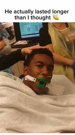 Via: @princecyrus4276. Prompt to him he won the anesthesia challenge 🏆 🤣 #hospital #anesthesia #challenge #funny #foryou | Massy Moussi