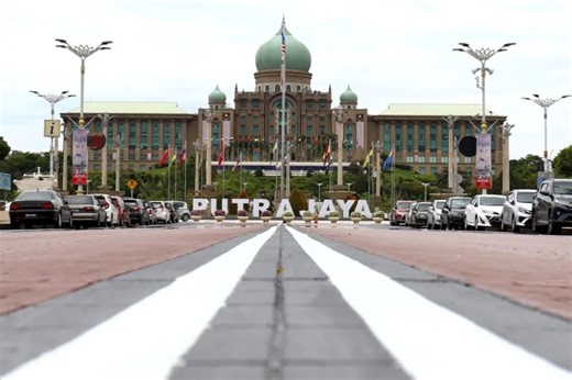 PMO daily briefing: Live broadcast