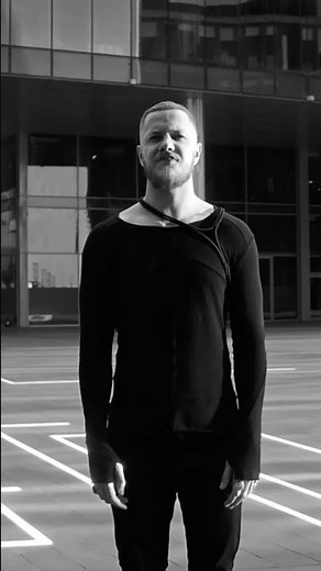Dan Reynolds Singing Thunder | Best 30-Second Clip 🎤 #musicshorts