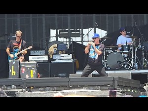 Hoobastank - “Out of Control” Live at Welcome to Rockville 2025