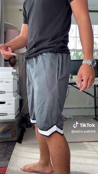 Great for workouts or everyday wear #mensshorts #tiktokshopcreatorpicks #stretchy #greenish