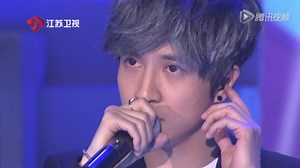 薛之谦经典歌曲一次听个够_薛之谦深情演唱《你还要我怎样》听完会哭哟