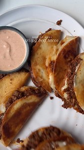 Crispy beef tacos with pico de gallo and cream taco sauce. 🌮 Ingredients For the taco seasoning: 1 tbsp red chili powder 2 tbsp garlic powder 1 tbsp onion powder 1 tbsp smoked red paprika powder 1 tsp dried oregano 1 tsp black pepper powder 1 tbsp ground cumin 1 tbsp salt For the beef: 2 lb ground beef (80 % lean , 20 % fat ) 1 tbsp taco seasoning ( less or more, adjust to taste ) 1 onion, diced Salt to taste 1 tbsp clarified butter or oil 2 tbsp tomato paste 1/2 cup warm water 1 tbsp minced ga