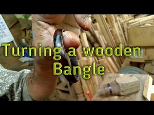 Woodturning a bangle