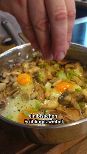 wild mushroom pan with fried egg 🍳
