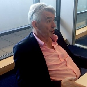 544K views · 2.4K reactions | ► VIDEO: 'They are very well-paid for doing what is a very easy job. We're in an era now where the computer does most of the flying' Read more: https://www.irishtimes.com/business/transport-and-tourism/ryanair-to-offer-pilots-extra-10-000-to-stay-with-airline-1.3229047 | The Irish Times | Facebook