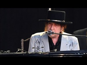 Bob Dylan sells his entire 6-decade catalog of songs to Universal Music