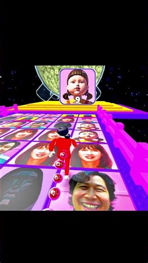 ROBLOX Squid Game Glass Bridge WIN or FALL! 💀