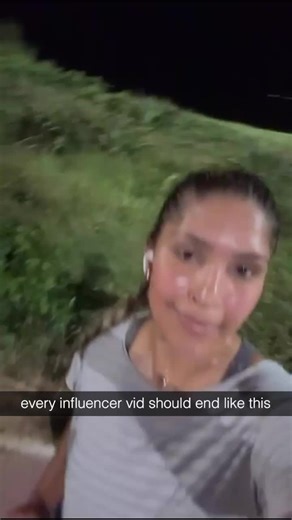 that's what you get!!! #selfiefail #influencer #influencersinthewild credit: Isa Regina Campos Ferreira