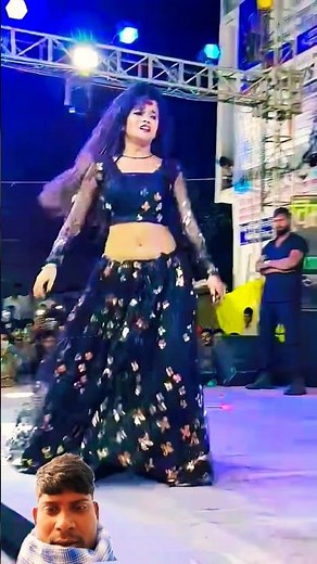 Bhojpuri gana Mar jaaye Mahi Manisha ke dekhiae stage program kya mast dance