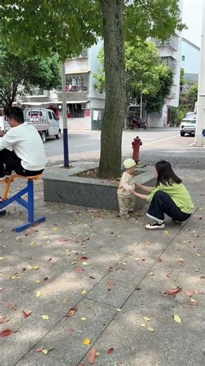 Dad taking care of kid! Playing and using phone! Teach lesson! 😡 #Growing up #Taking kids out